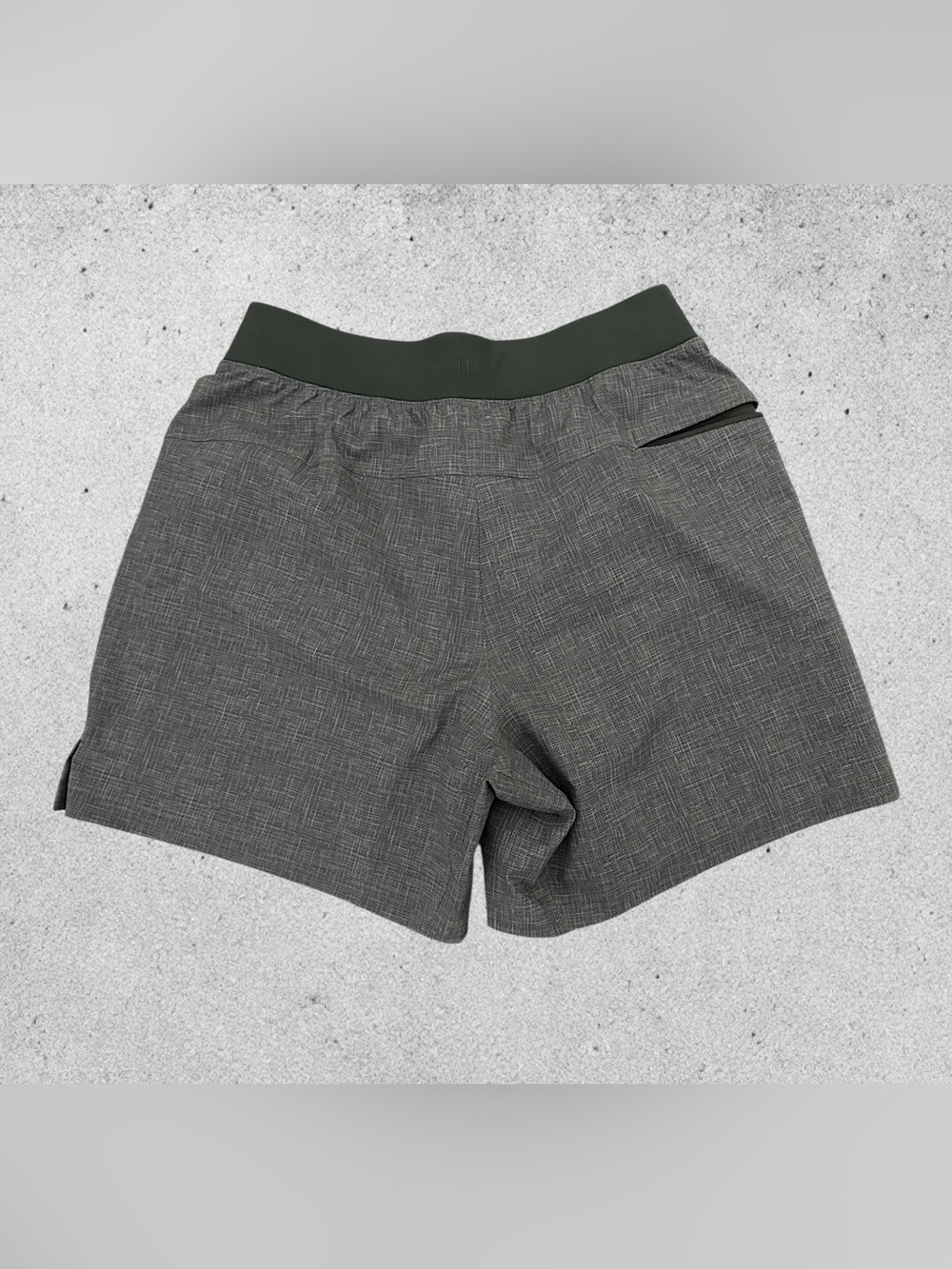 Lululemon Zeroed In Shorts - Picture 2 of 4